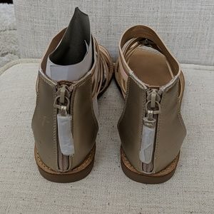 cynthia rowley shoes sandals